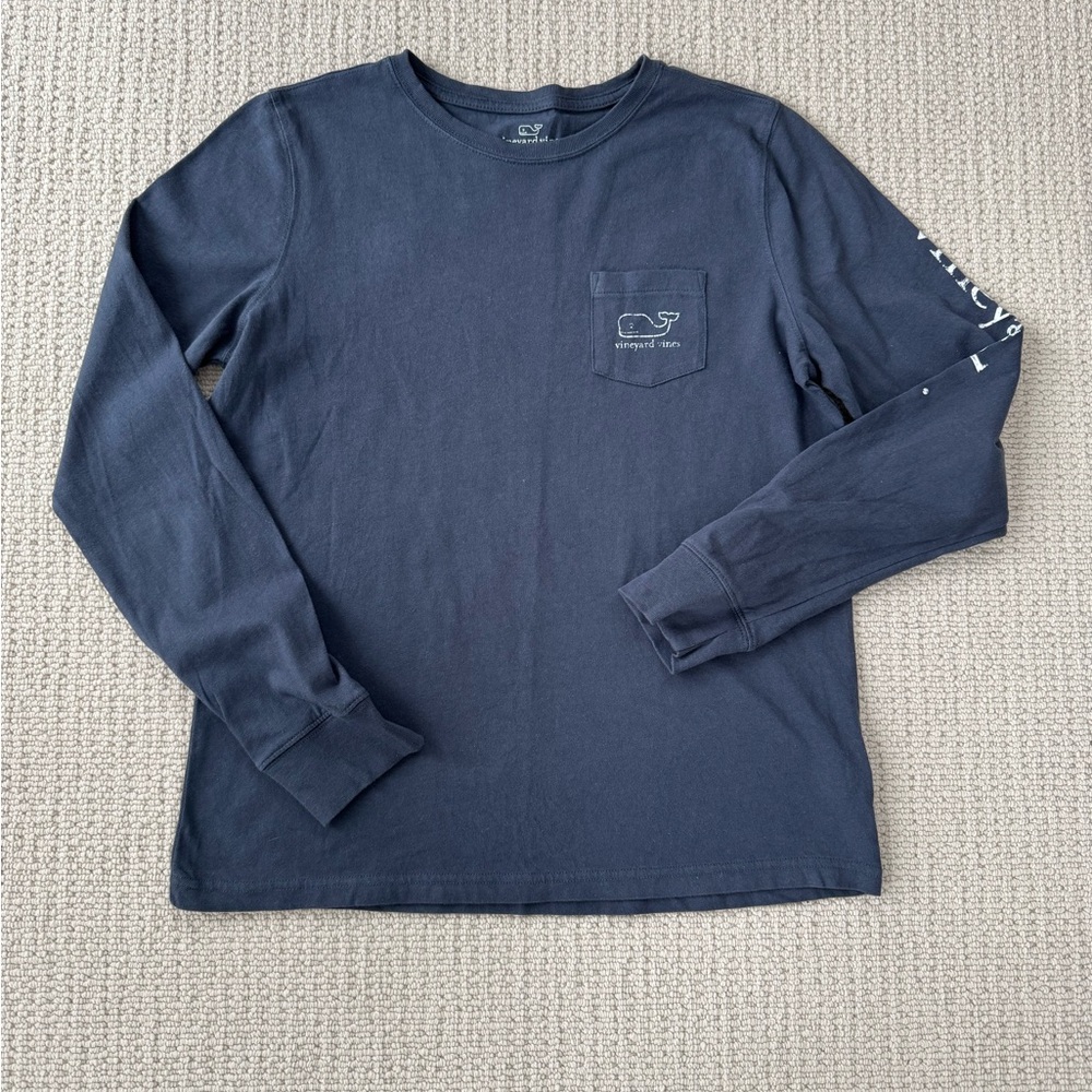 Vineyard Vines Whale Long Sleeved Pocket Tee